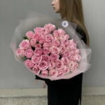 51 розовая роза