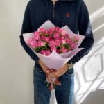 кустовые розы малиновые
