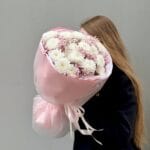 букет из хризантемы и гипсофилы
